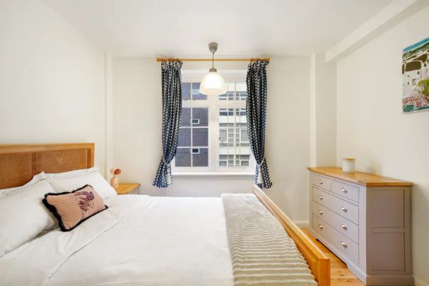 1 bedroom flat in 22 Abbey Road - Photo 1