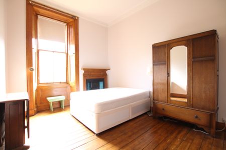 Kelvin Drive, North Kelvinside, Glasgow - Photo 2