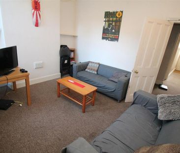 5 bedroom house to rent - Photo 1