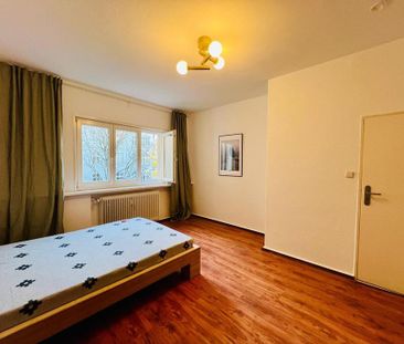 Mid-Century Pearl mit Balkon – 3-Zimmer-Wohnung in Schöneberg - Foto 1
