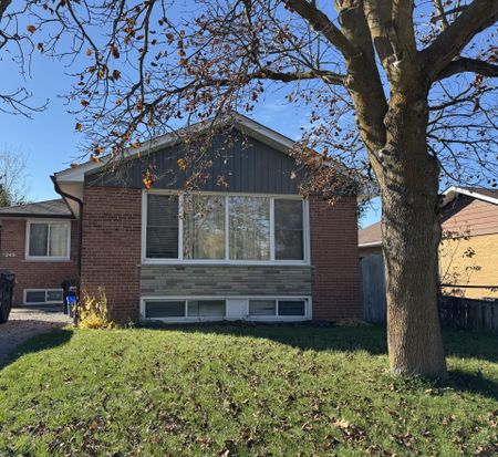 For Lease - 248 St Vincent Street Unit# Upper, Barrie, Ontario - Photo 3