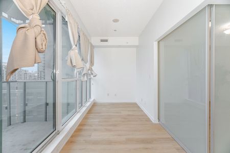 For Lease - 150 E Liberty Street Unit# 915, Toronto, Ontario - Photo 5