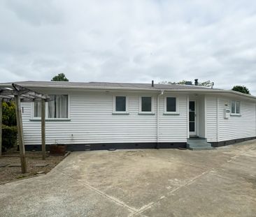 Tidy 3 Bedroom Home in Melville - Photo 4