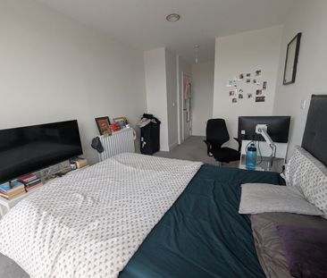 Room in a Shared Flat, Oakland's Rise, NW10 - Photo 4