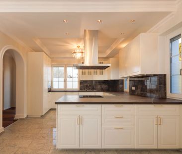 4 SZ. VILLA mit dem Aufzug IM WOHNPARK FONTANA - Photo 4