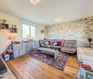 Beautiful 7.5p house / lake view - Foto 1