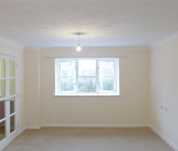 2 bedroom retirement property to rent - Photo 2