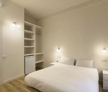 7-bedroom apartment for rent in El Raval, Barcelona - Photo 6