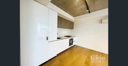 LUXURY AND LIFESTYLE, 1 bedrooms and 1 bathrooms in great location - Photo 3