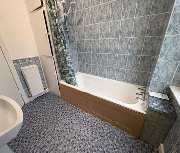 Vicarage Street Kirkstall, Leeds - Photo 5