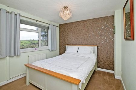 Helston, Helston, TR13 - Photo 4