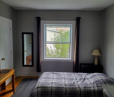 Métro Longueuil Université Sherbrooke - Photo 2