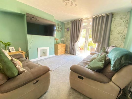 3 Bed End Terrace, Winstanley Drive, LE3 - Photo 1