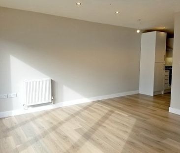 Larkhill Court, Lowfield Lane, WA9 5BE - Photo 3