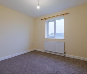 3 bedroom detached house to rent - Photo 4