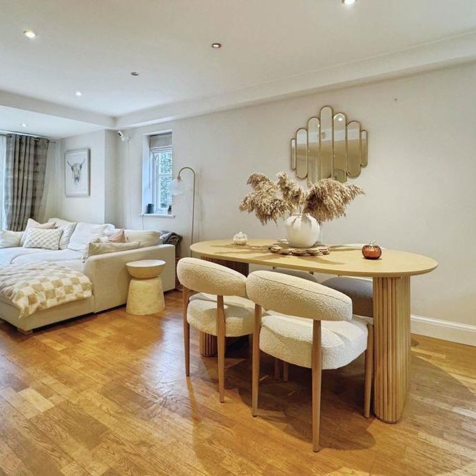 2 bedroom maisonette to rent - Photo 1