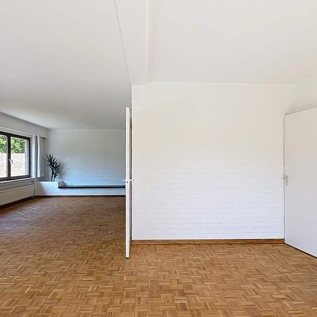 Villa te huur in Tervuren voor € 3.500 met 5 slaapkamers - Photo 1