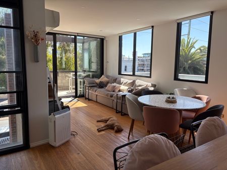 Port Melbourne - Photo 5