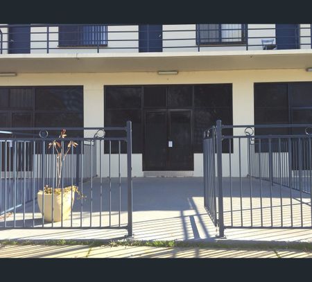 5/905 Chenery Street, Glenroy, NSW 2640 - Photo 4
