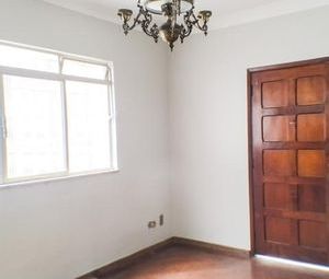 Casa para alugar com 130m², 4 quartos e 6 vagas - Photo 1