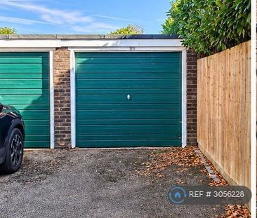3 bedroom end of terrace house to rent - Photo 6