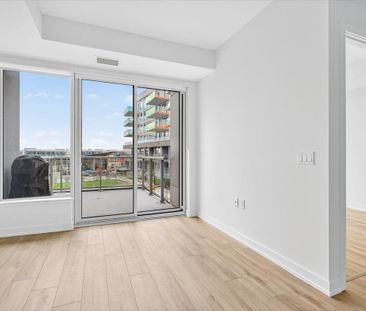 For Lease - 333 Sunseeker Avenue Unit# 249, Innisfil, Ontario - Photo 3