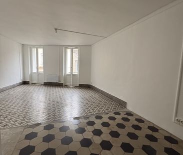 Location Appartement 2 pièces 75m² CASTELNAUDARY 11400 - Photo 1