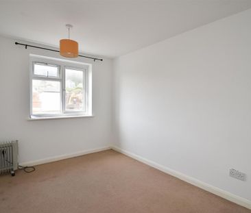 3 bedroom house to rent - Photo 3