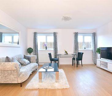 1 bedroom flat to rent - Photo 6