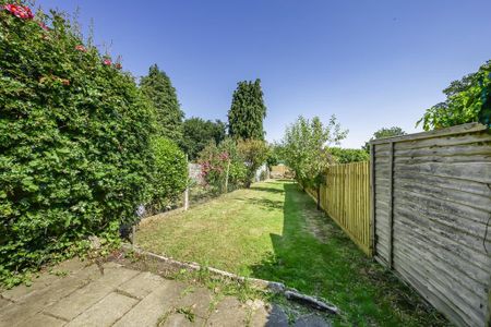 2 bedroom ground floor maisonette to rent - Photo 4