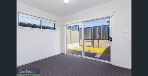 Near New Masterton Built Granny Flat - Photo 1