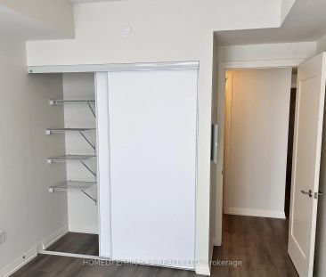 27 Korda Gate #1407 - Photo 1