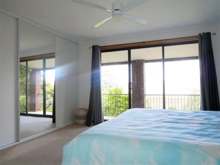 Room for the Whole Family! - Photo 3