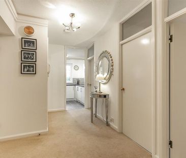 2 bedroom flat to rent - Photo 6