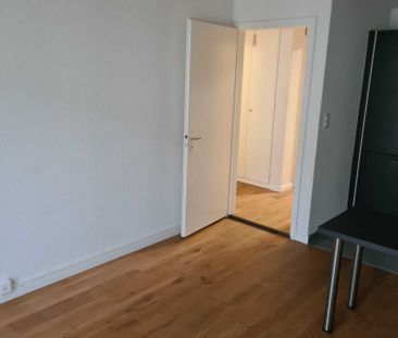 APPARTEMENT DE 2 PIECES moderne au 2ème étage avec ascenseur - Photo 2