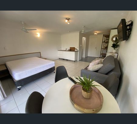 38/259 Sheridan Street, Cairns North, Qld 4870 - Photo 3
