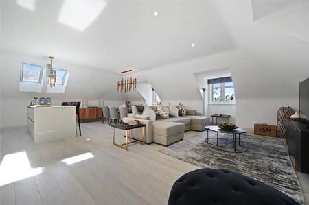 2 bedroom penthouse to rent - Photo 3