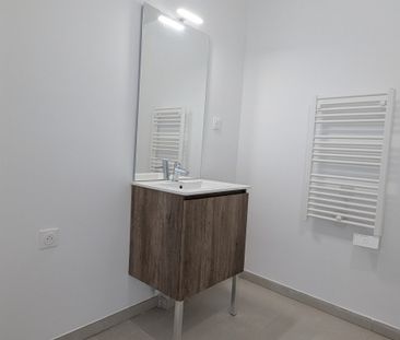 Location Appartement 1 pièce 28m² MONTEUX 84170 - Photo 4