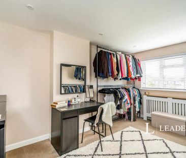 4 bedroom semi-detached house to rent - Photo 6