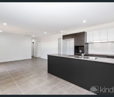 3 Bedroom - Low Maintenance - Easy Living Layout! - Photo 6