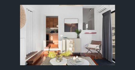 CAPTIVATING CALIFORNIAN BEAUTY - Photo 4