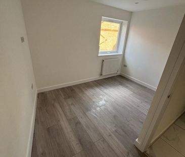 Cheshunt, EN8, Waltham Cross - Photo 2