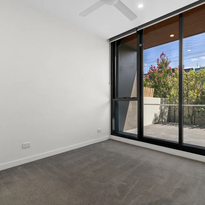 G12/125 Francis Street, - Photo 1