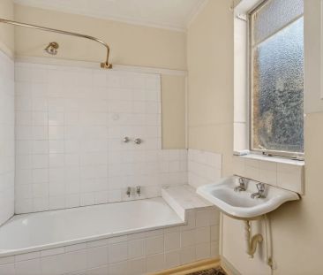 Great Location - Photo 3