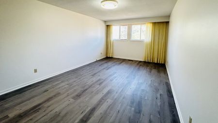 For Lease - 93 Willowbrook Road, Markham, Ontario - Photo 4