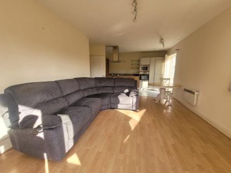 2 bedroom flat to rent - Photo 5
