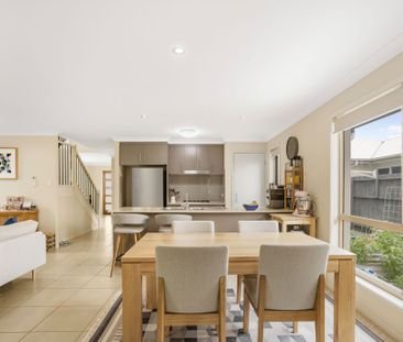 Spacious Family Living in the Heart of Birtinya! - Photo 2