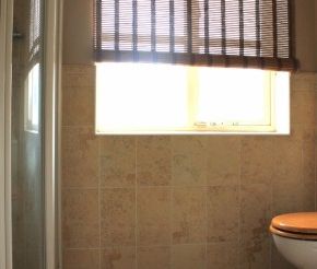5 Bed - Mascot Square, Hythe, Colchester - Photo 6
