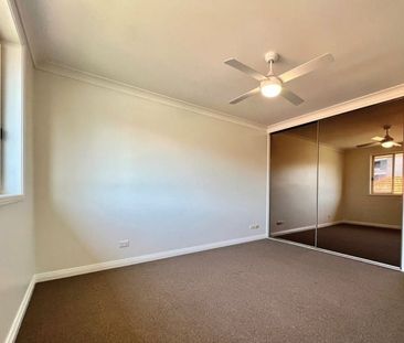 Two Bedroom Townhouse in a Prime Location - Photo 3