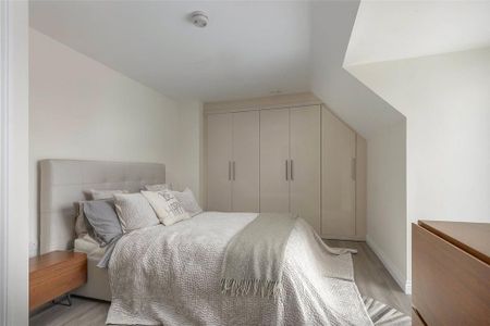 2 bedroom penthouse to rent - Photo 4